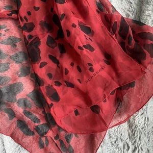 100% silk Burberry scarf